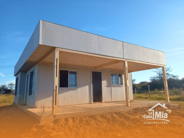 Casa Minimalista de 78m2 - Image 5